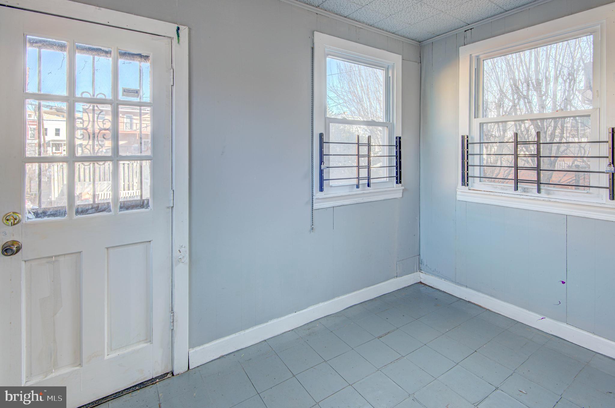 3553 Holmead PLACE NW