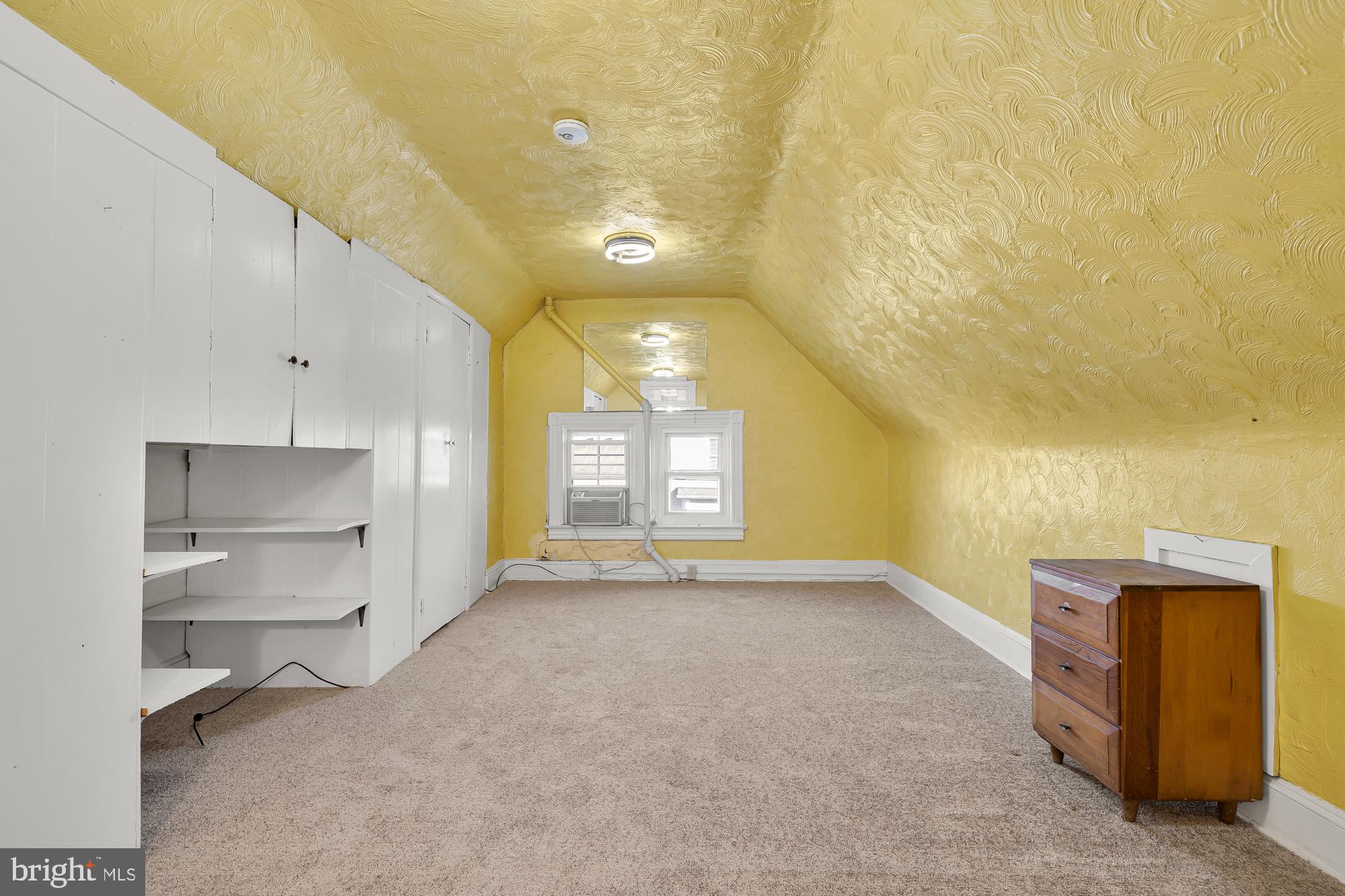 701 Lawrence Street NE