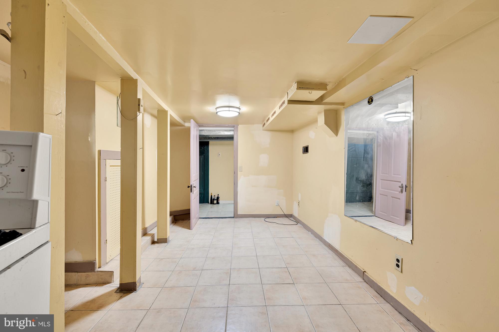 701 Lawrence Street NE