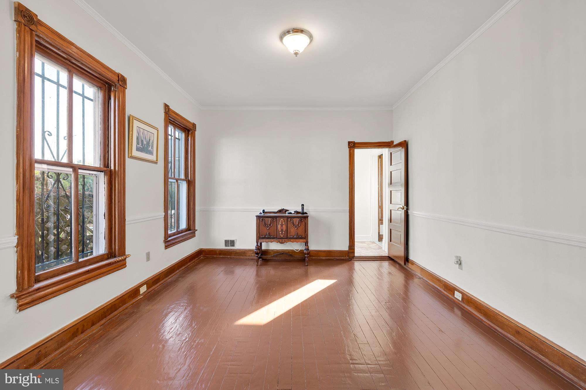 701 Lawrence Street NE