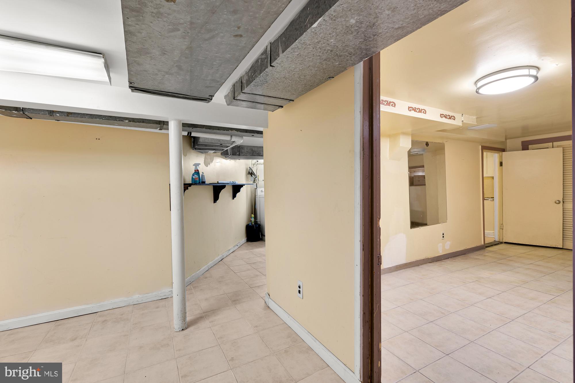 701 Lawrence Street NE