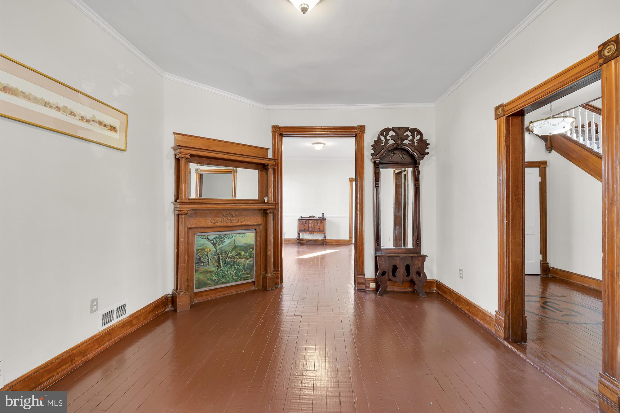 701 Lawrence Street NE