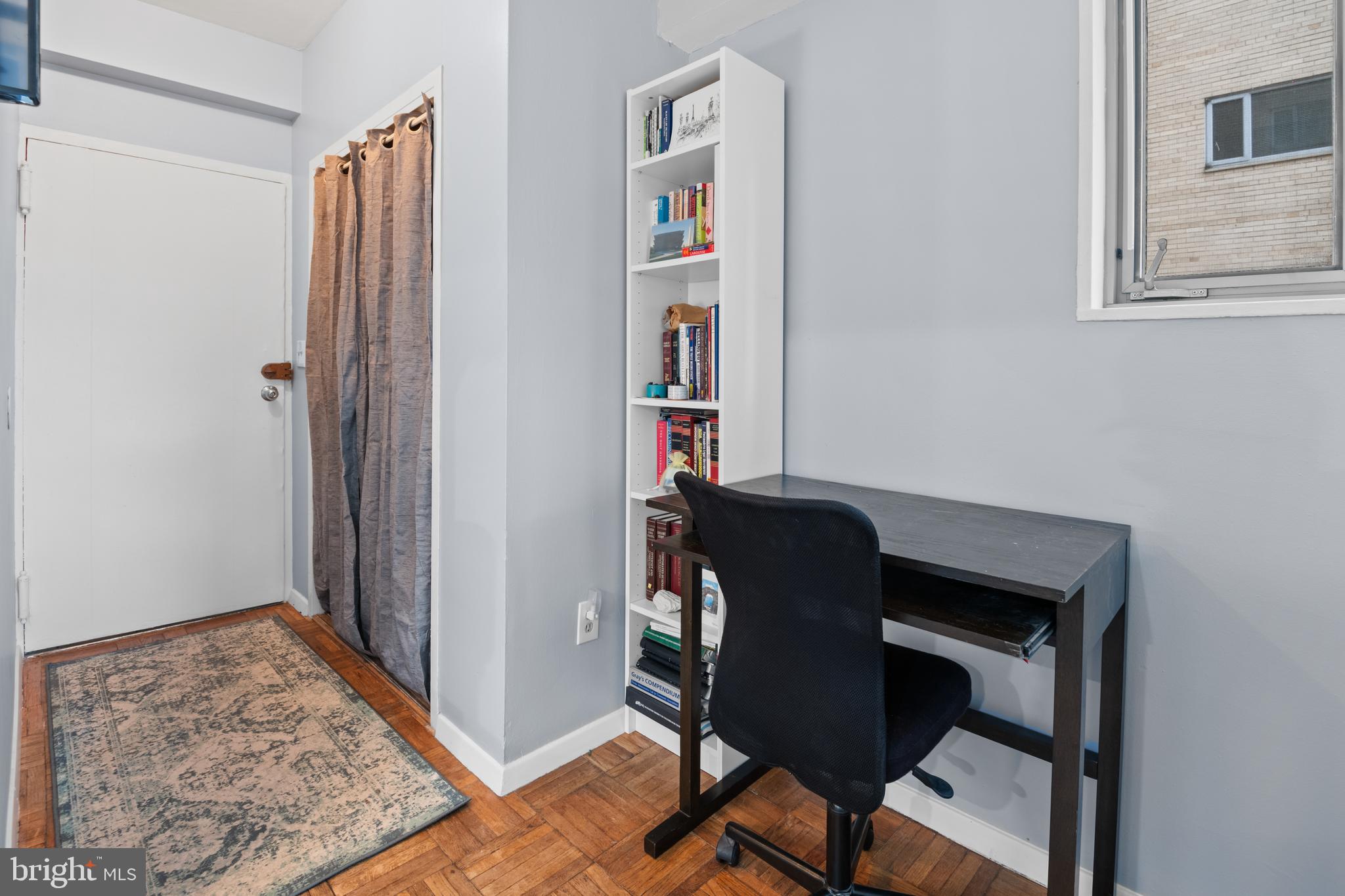 1711 Massachusetts Ave NW #213