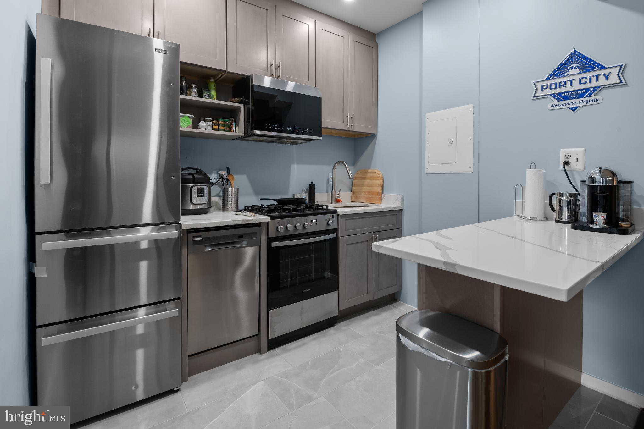 1711 Massachusetts Ave NW #213