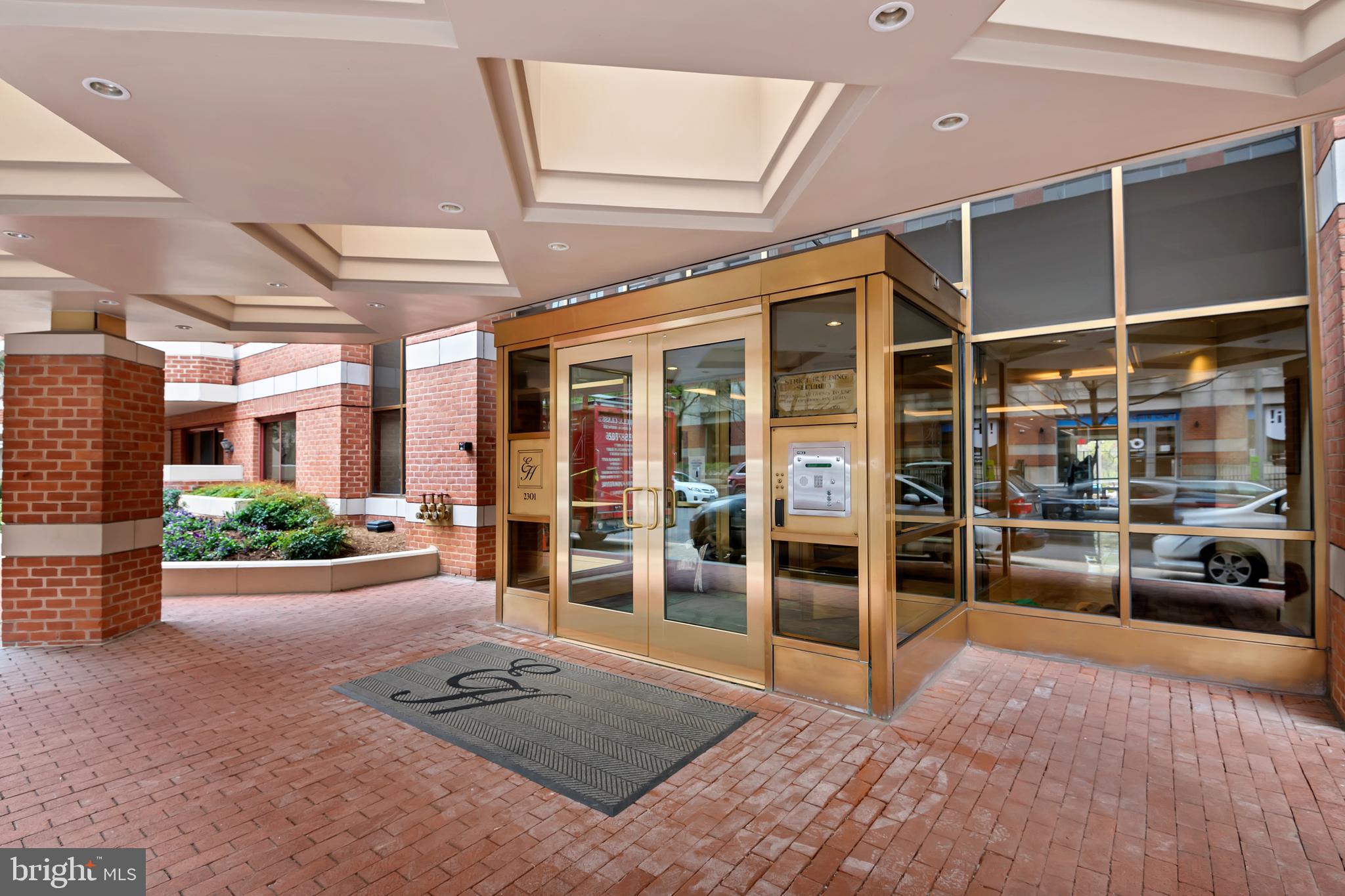 2301 N St NW #103
