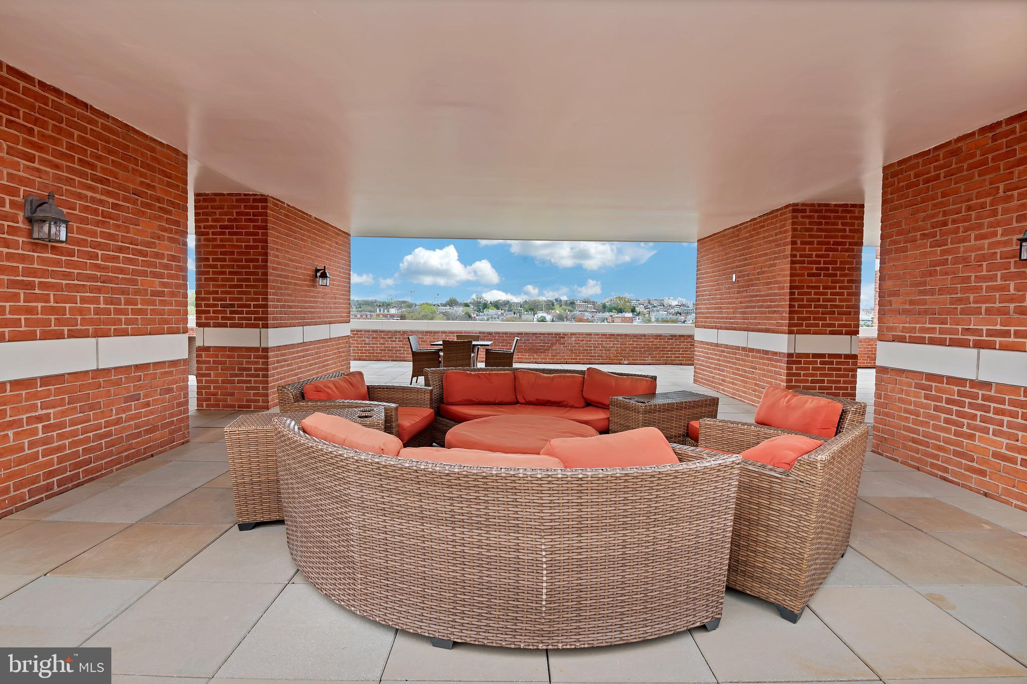 2301 N St NW #103