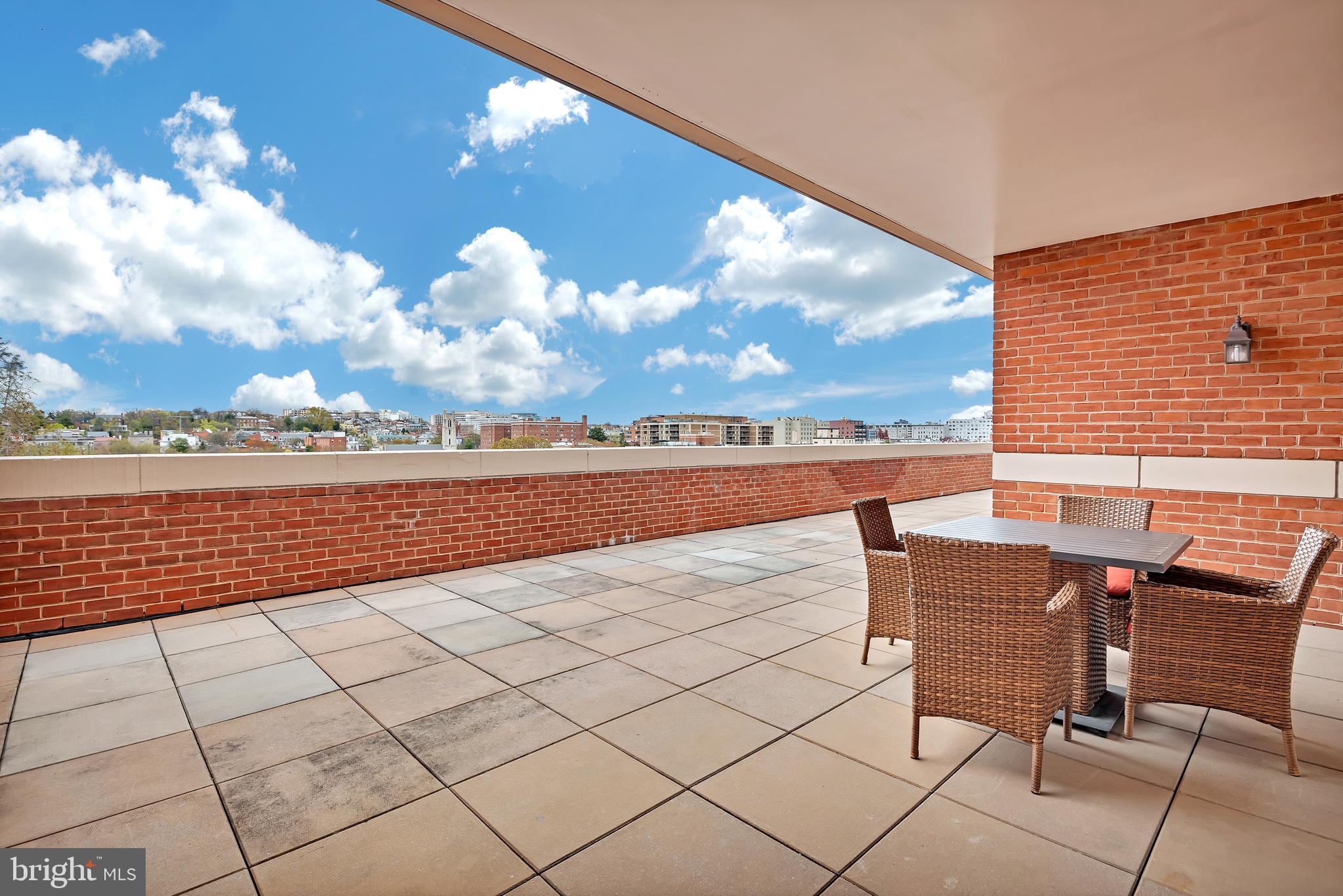2301 N St NW #103