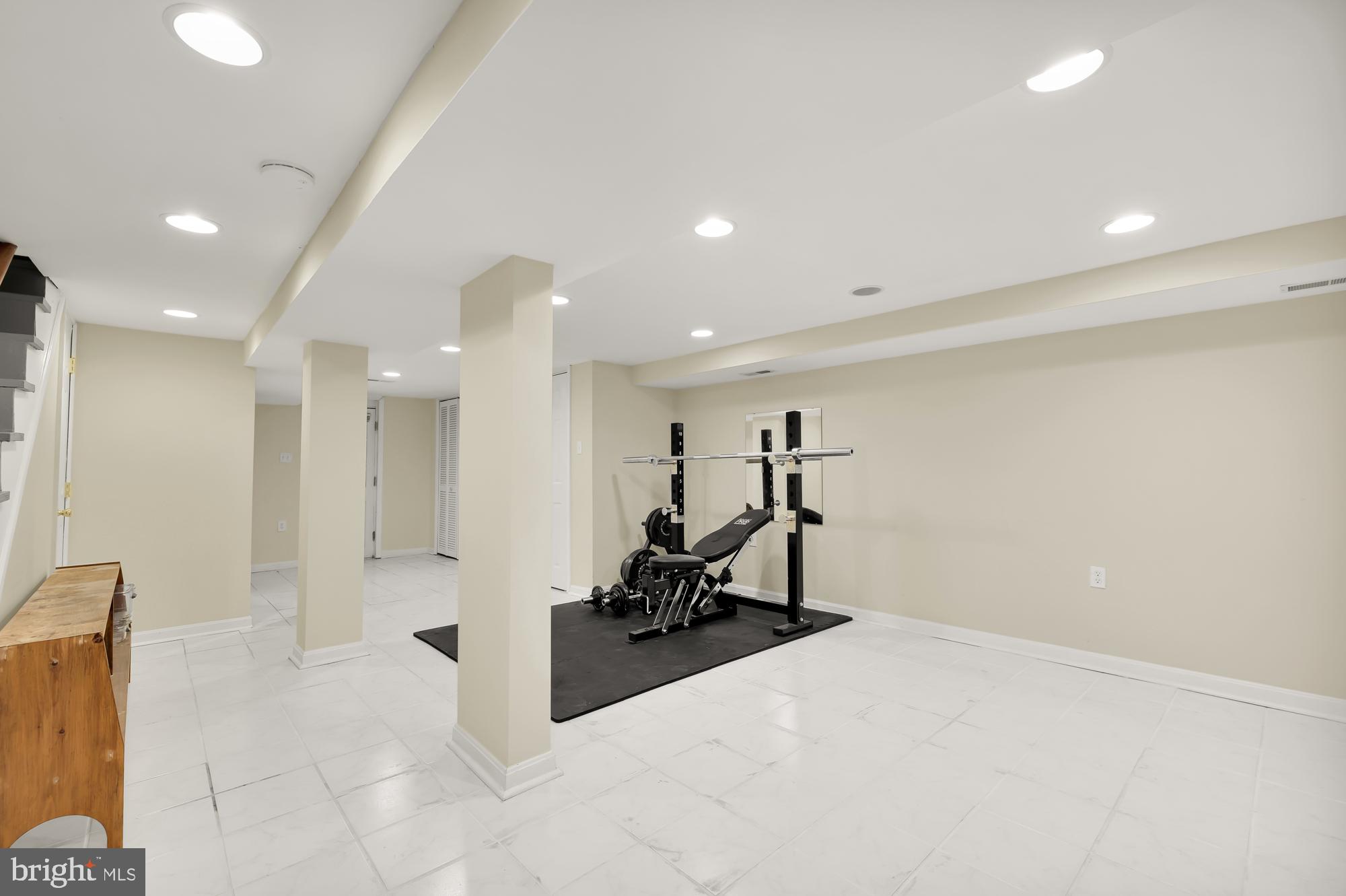 414 Crittenden St NW