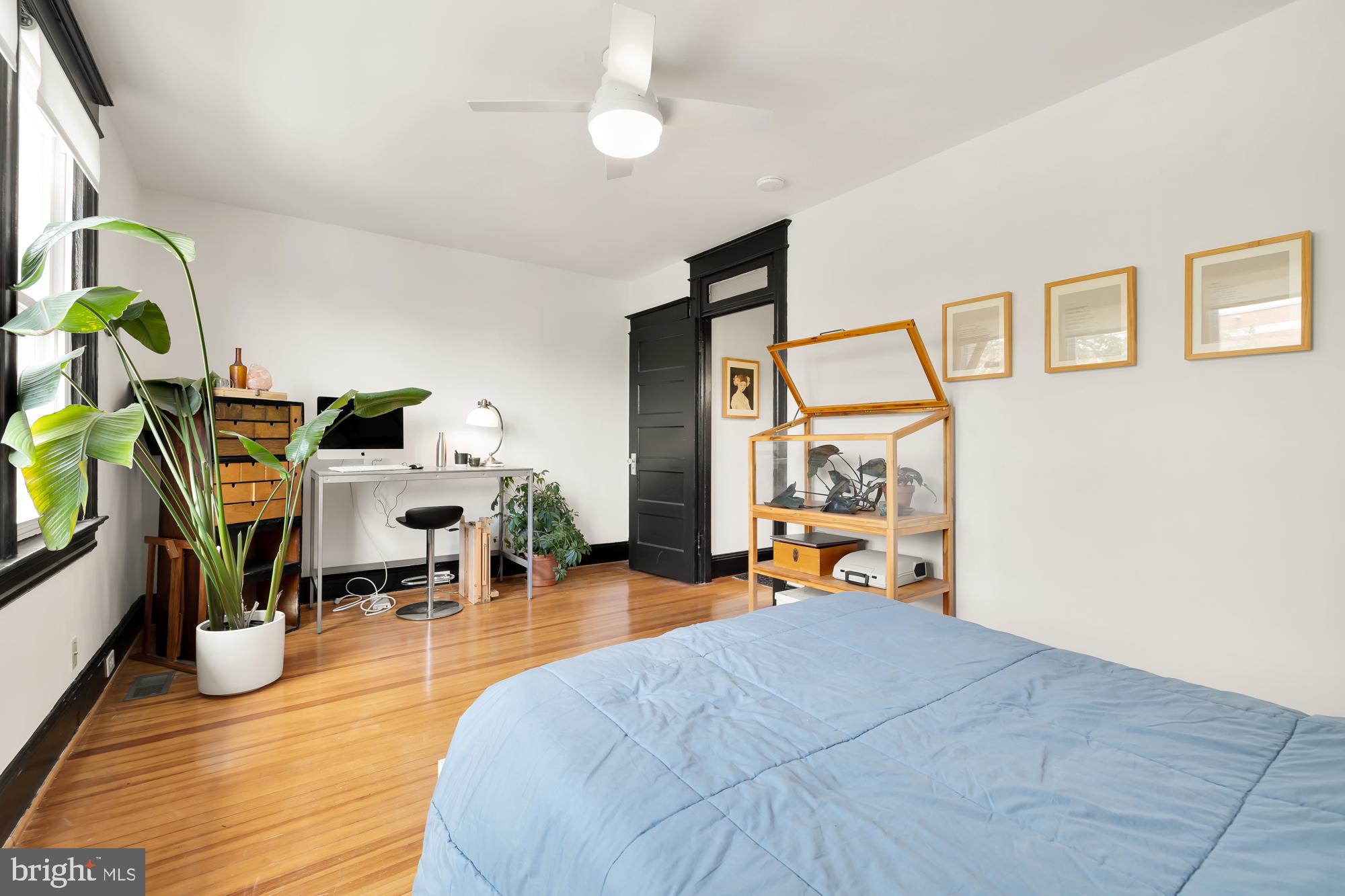 414 Crittenden St NW