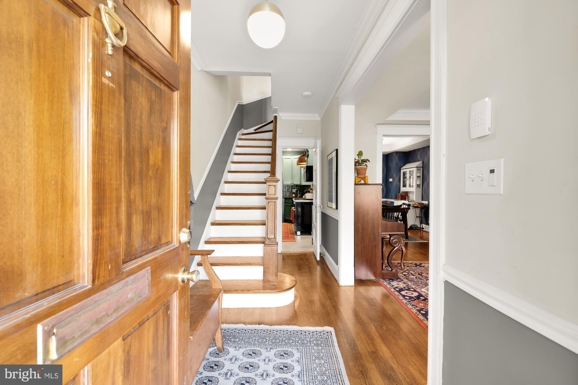 414 Crittenden St NW