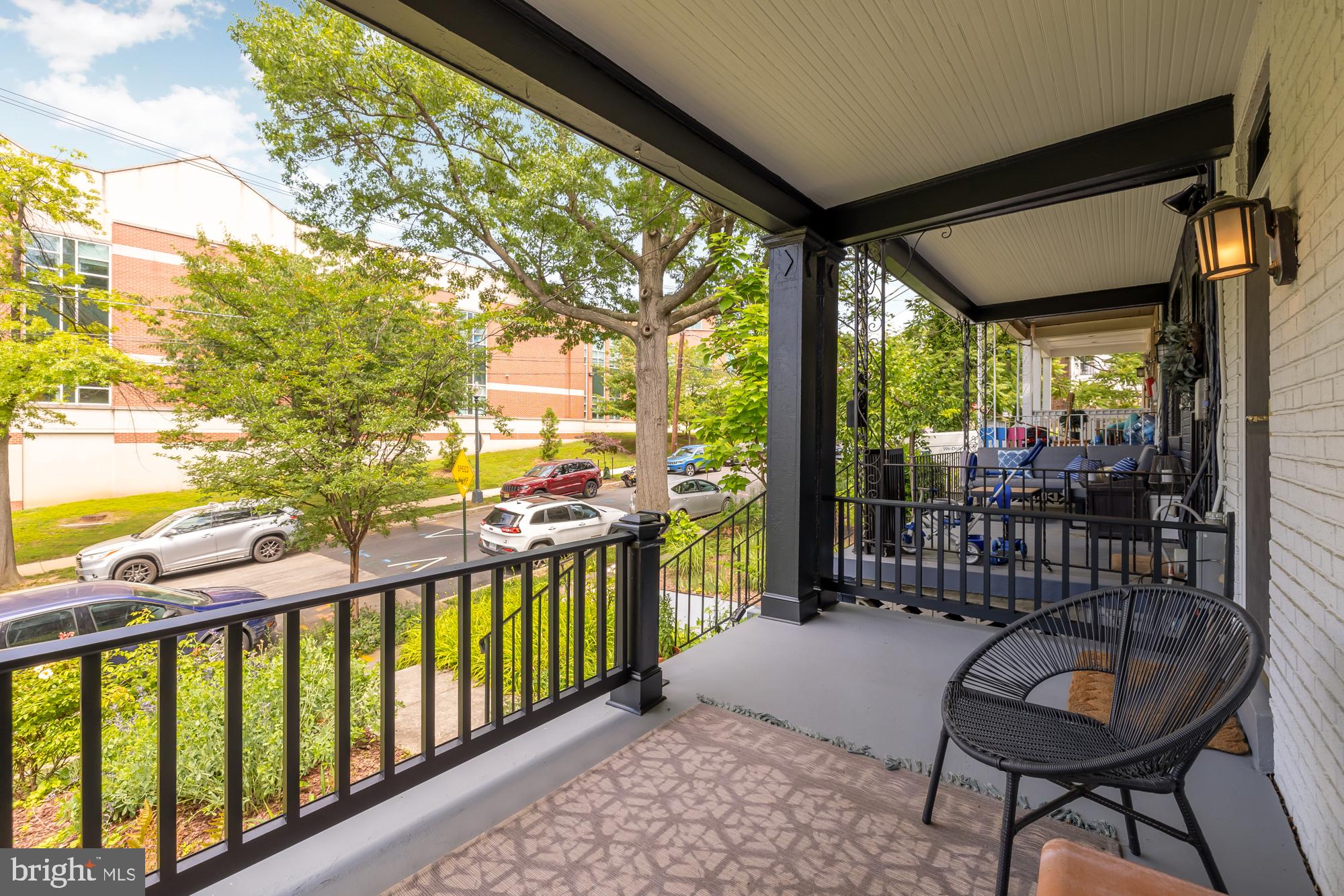 414 Crittenden St NW