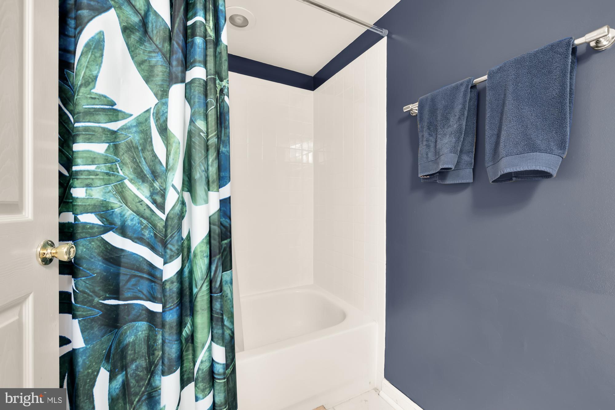 414 Crittenden St NW