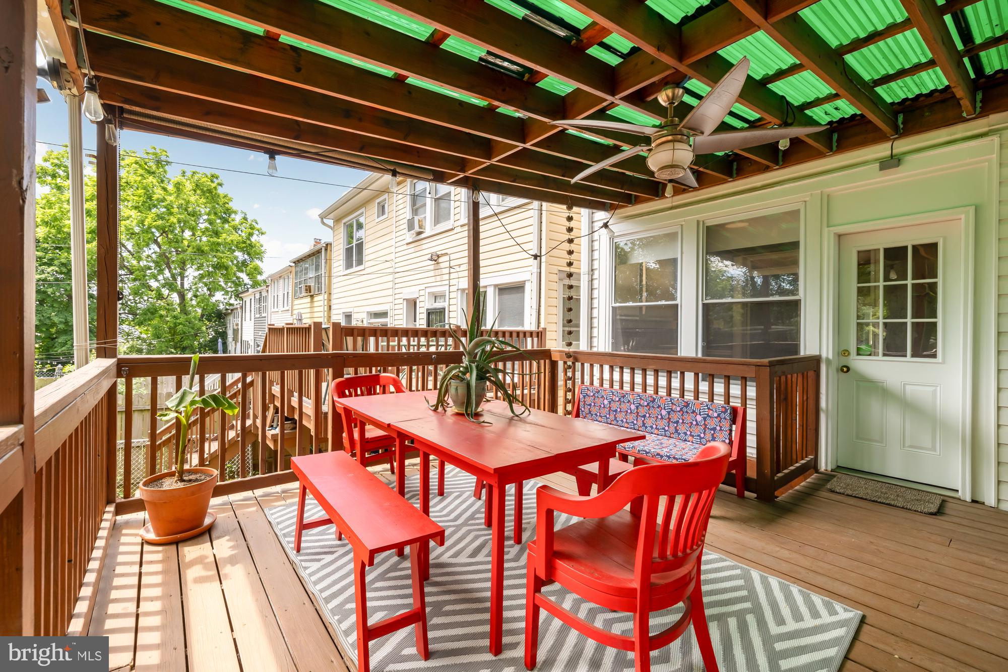 414 Crittenden St NW