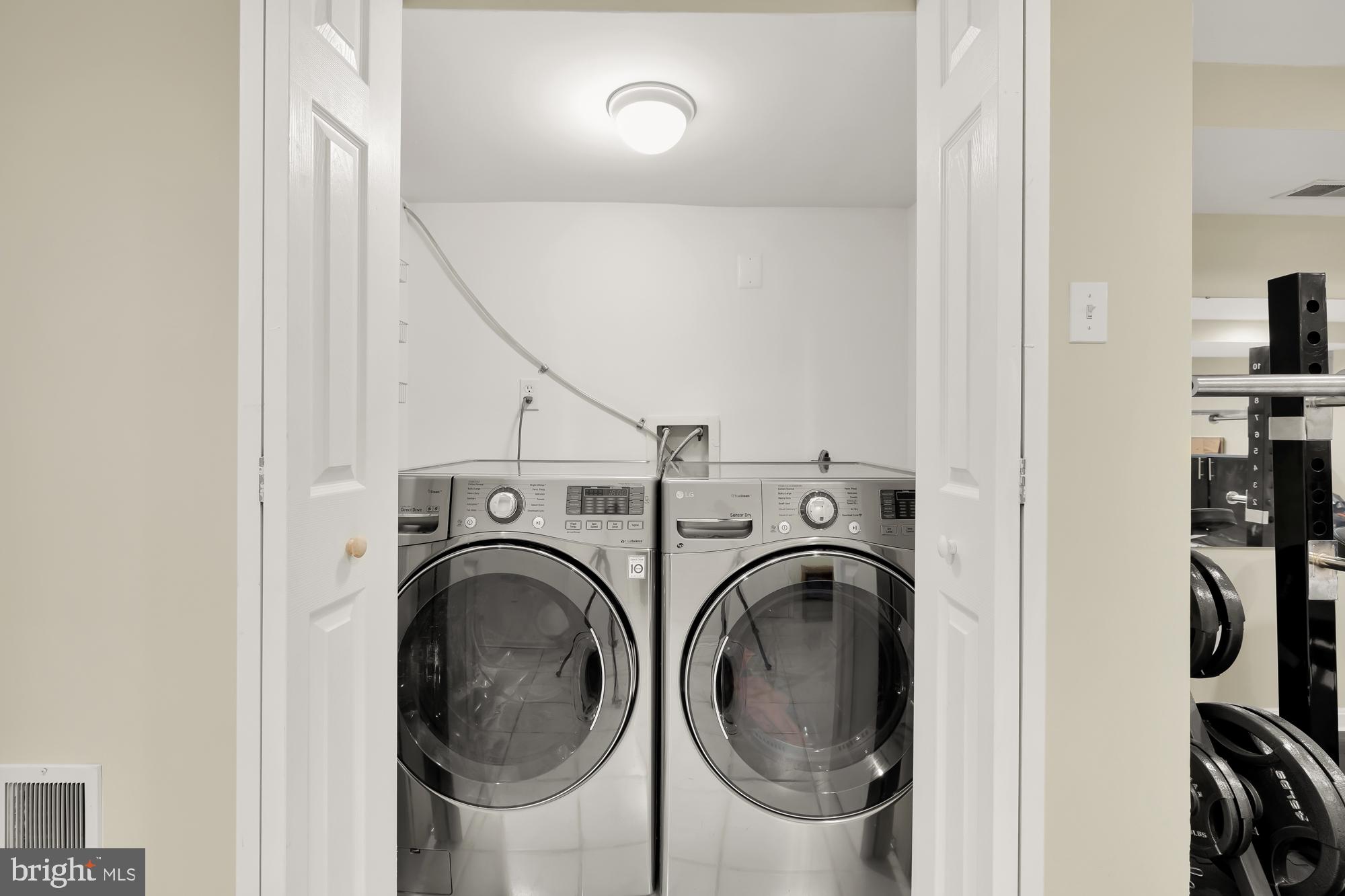 414 Crittenden St NW