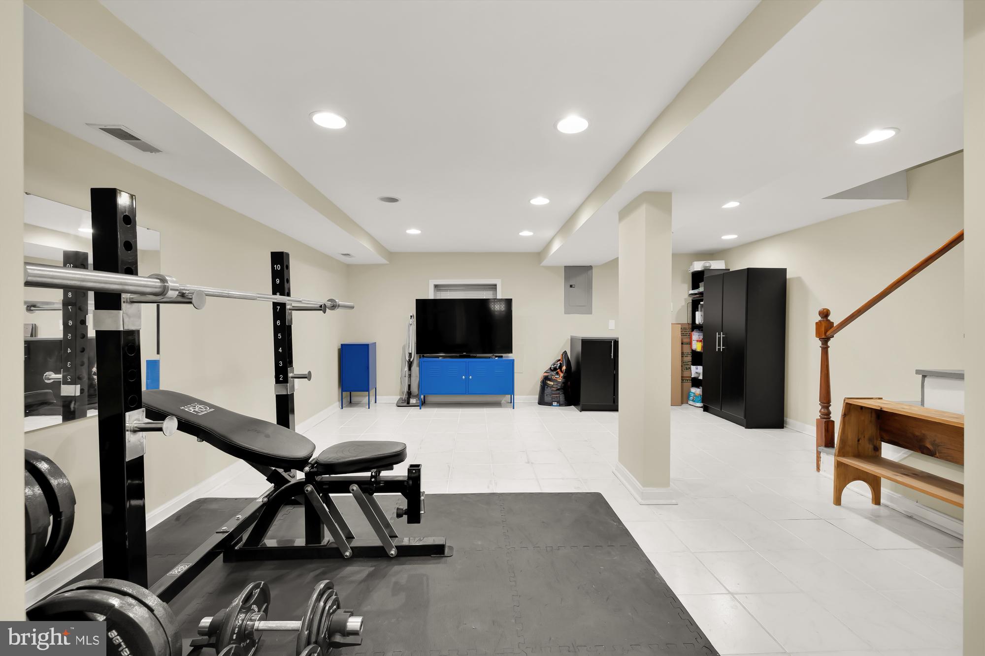 414 Crittenden St NW