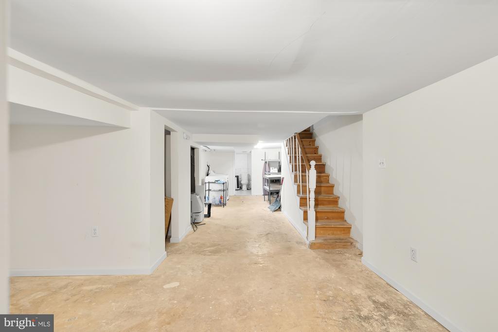 1628 3rd St NW