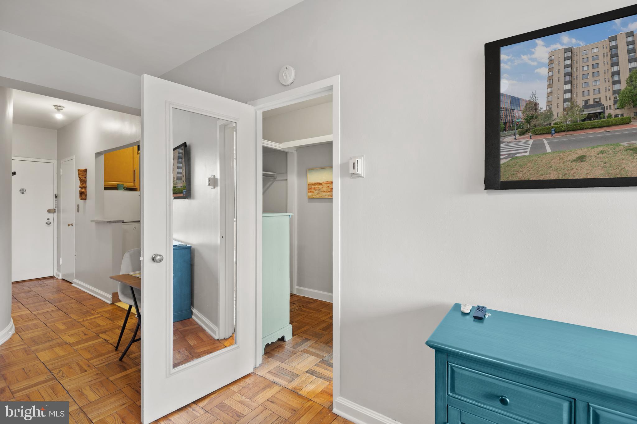 1 Scott Cir NW #409