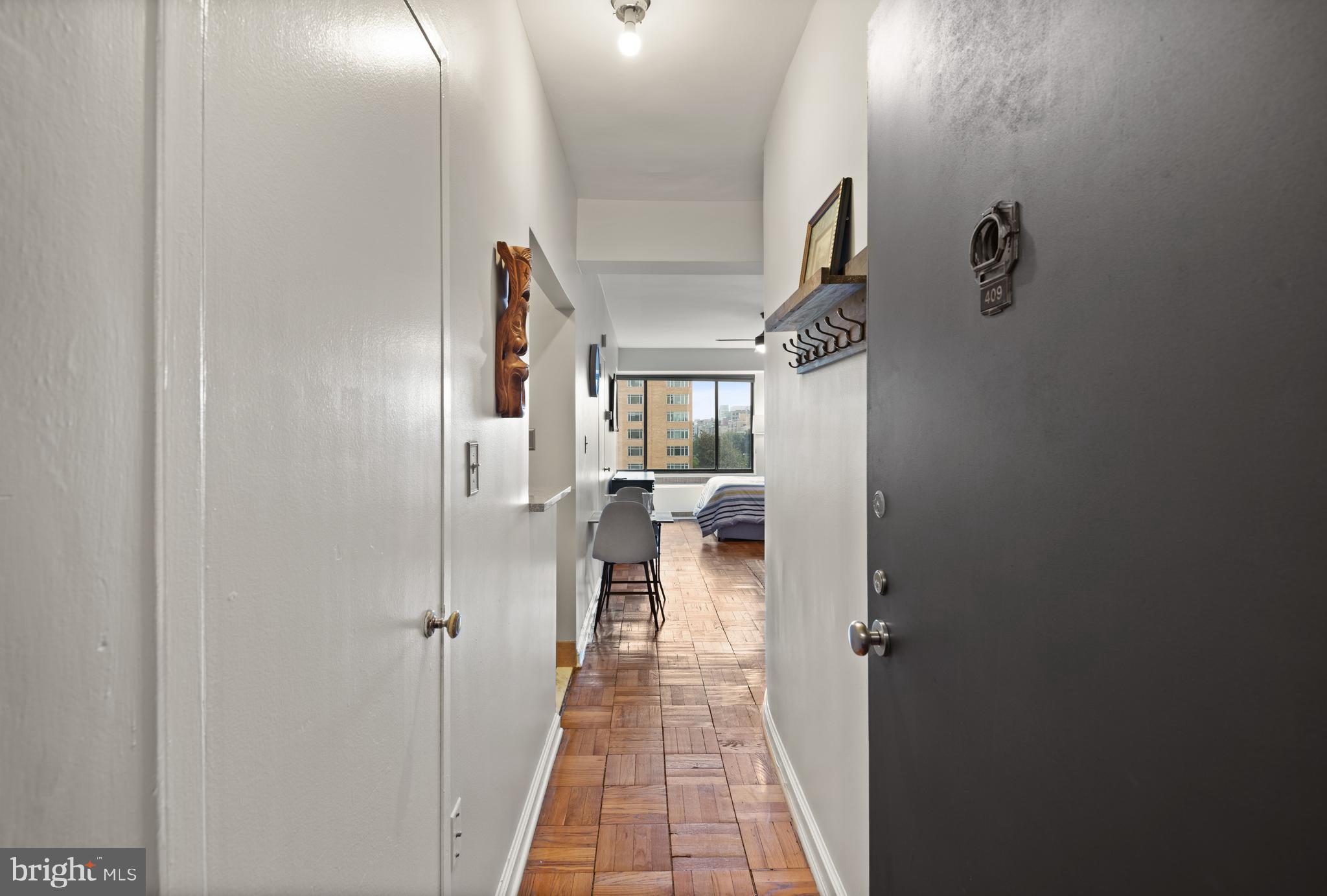 1 Scott Cir NW #409