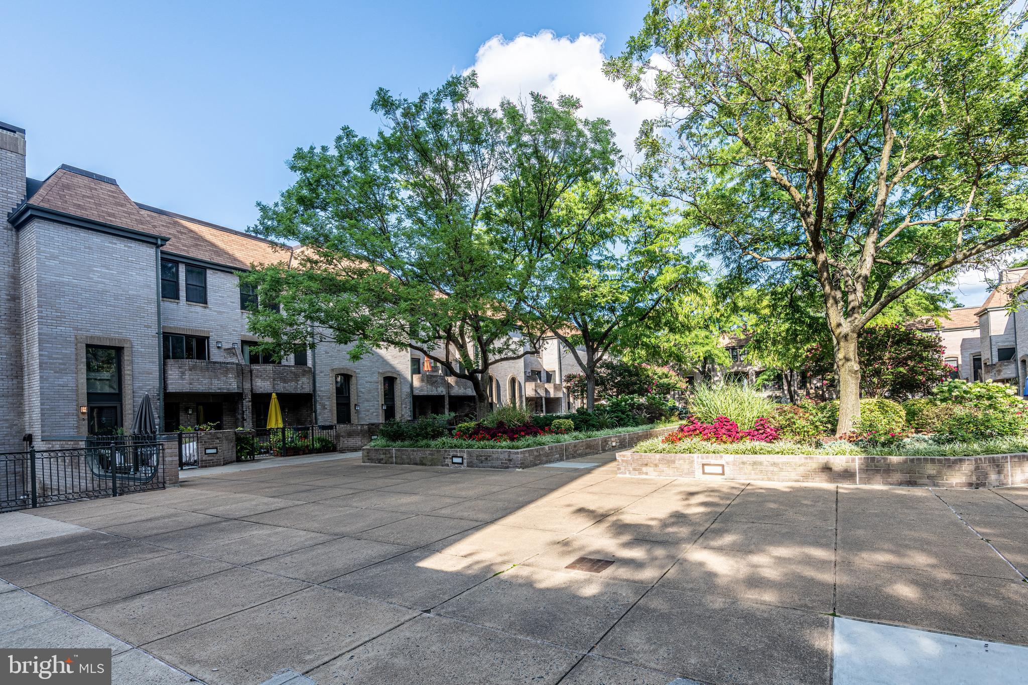 1325 13th St NW #605