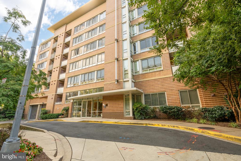 350 G St SW #N121