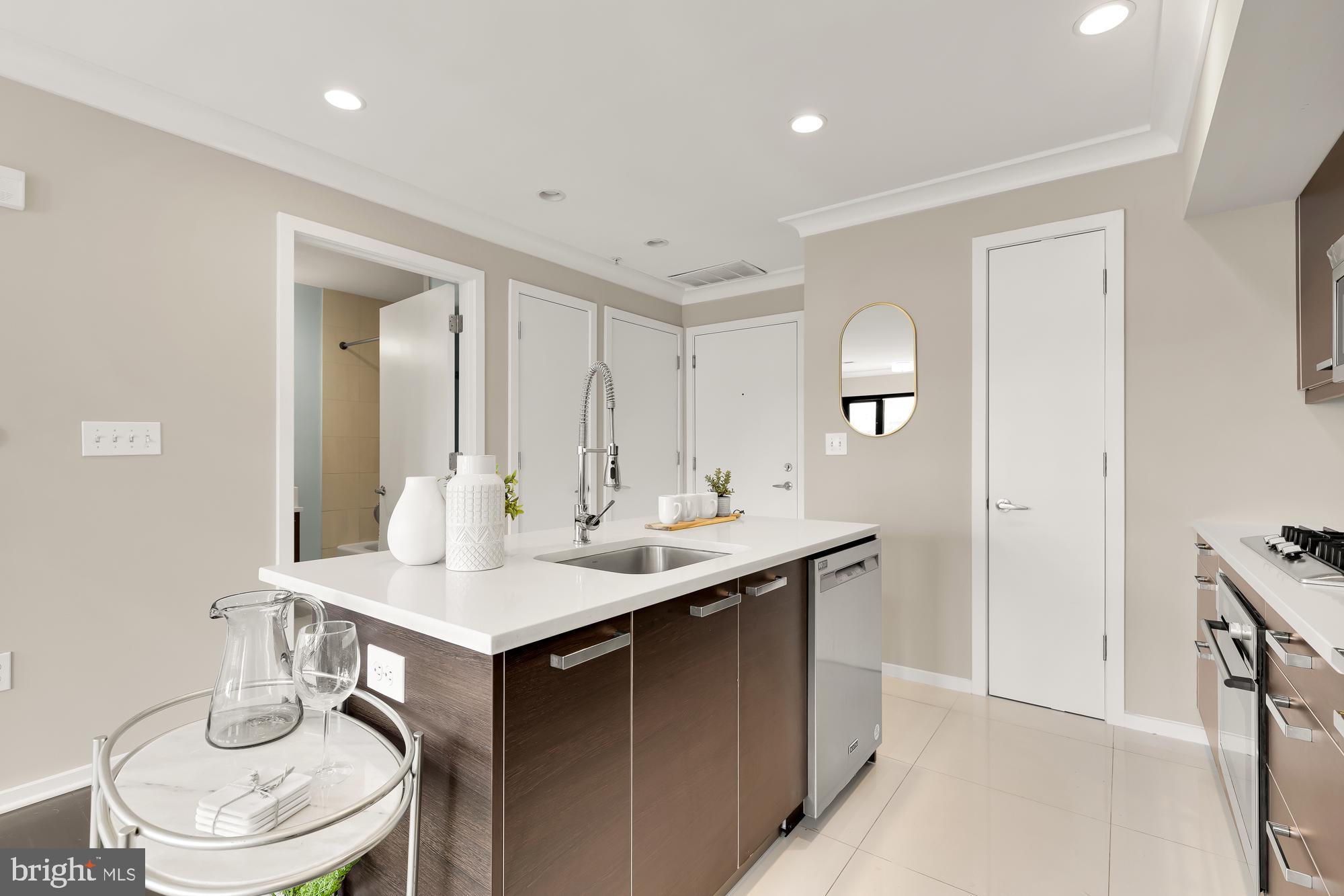 1939 12TH ST NW #302