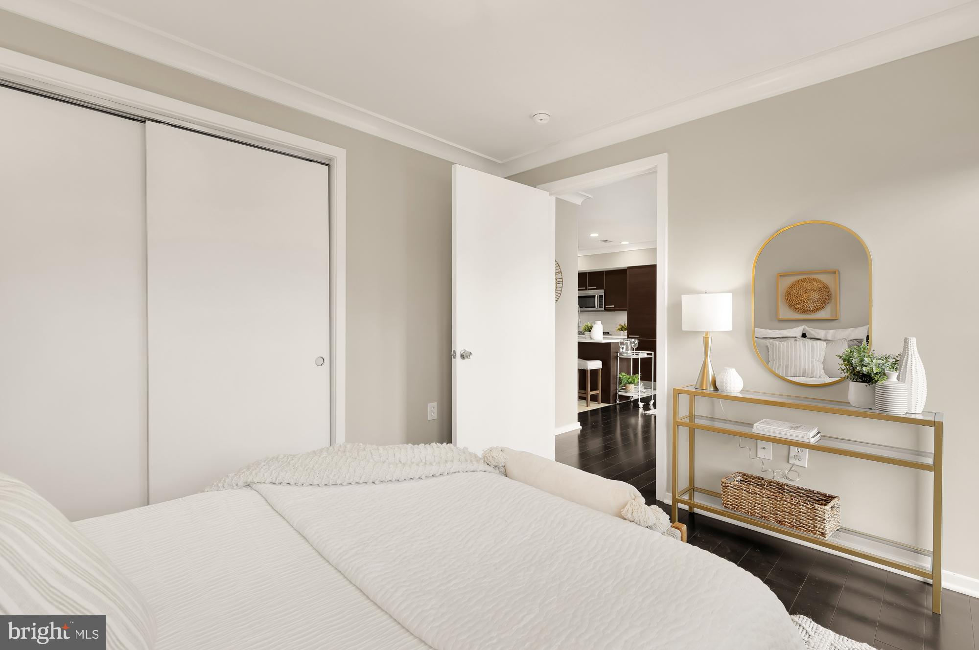 1939 12TH ST NW #302