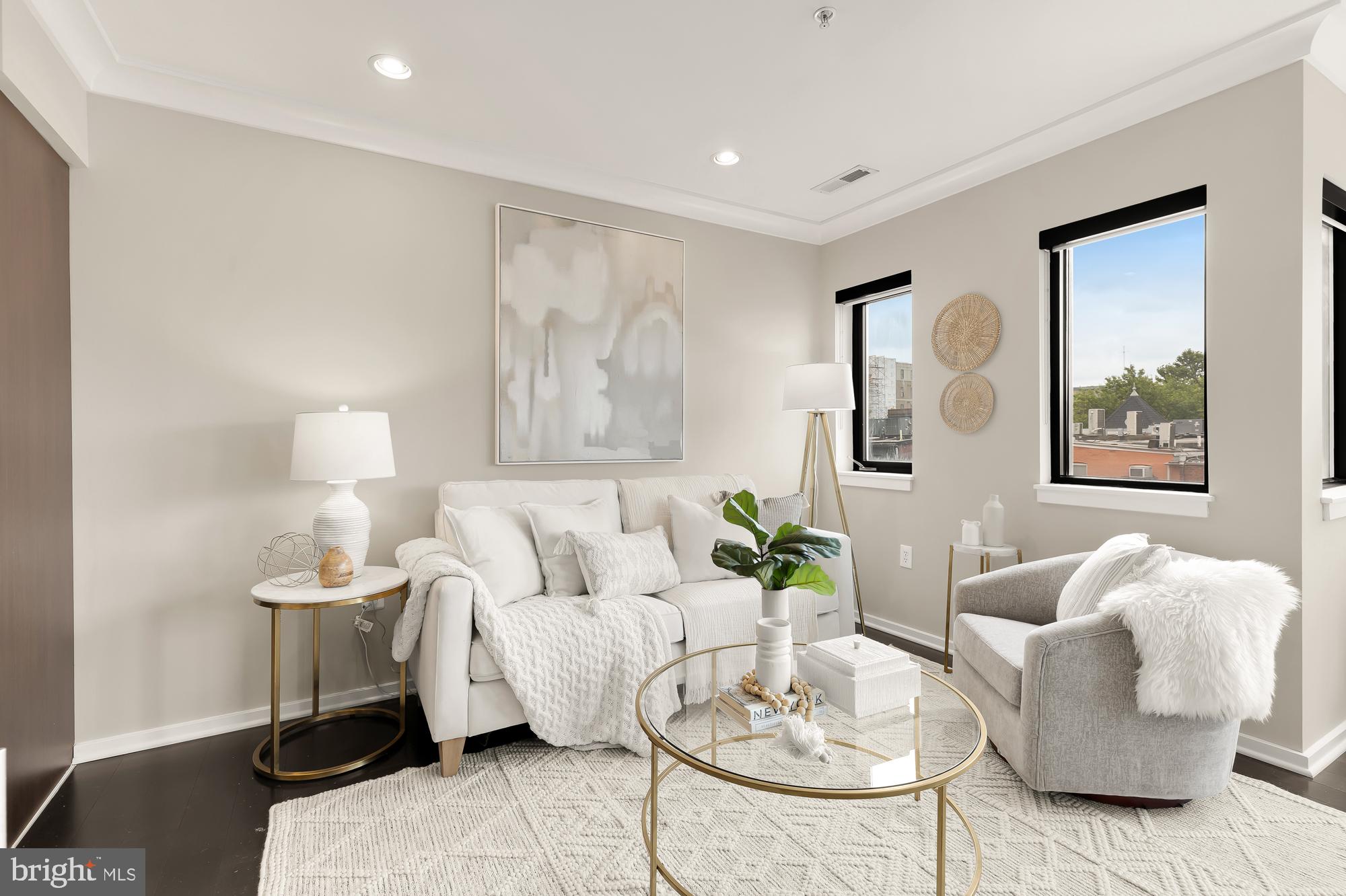 1939 12TH ST NW #302