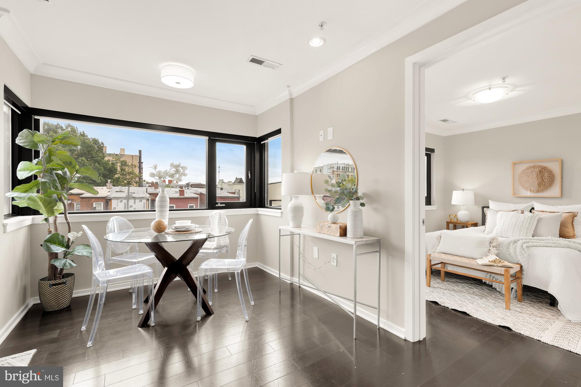 1939 12TH ST NW #302