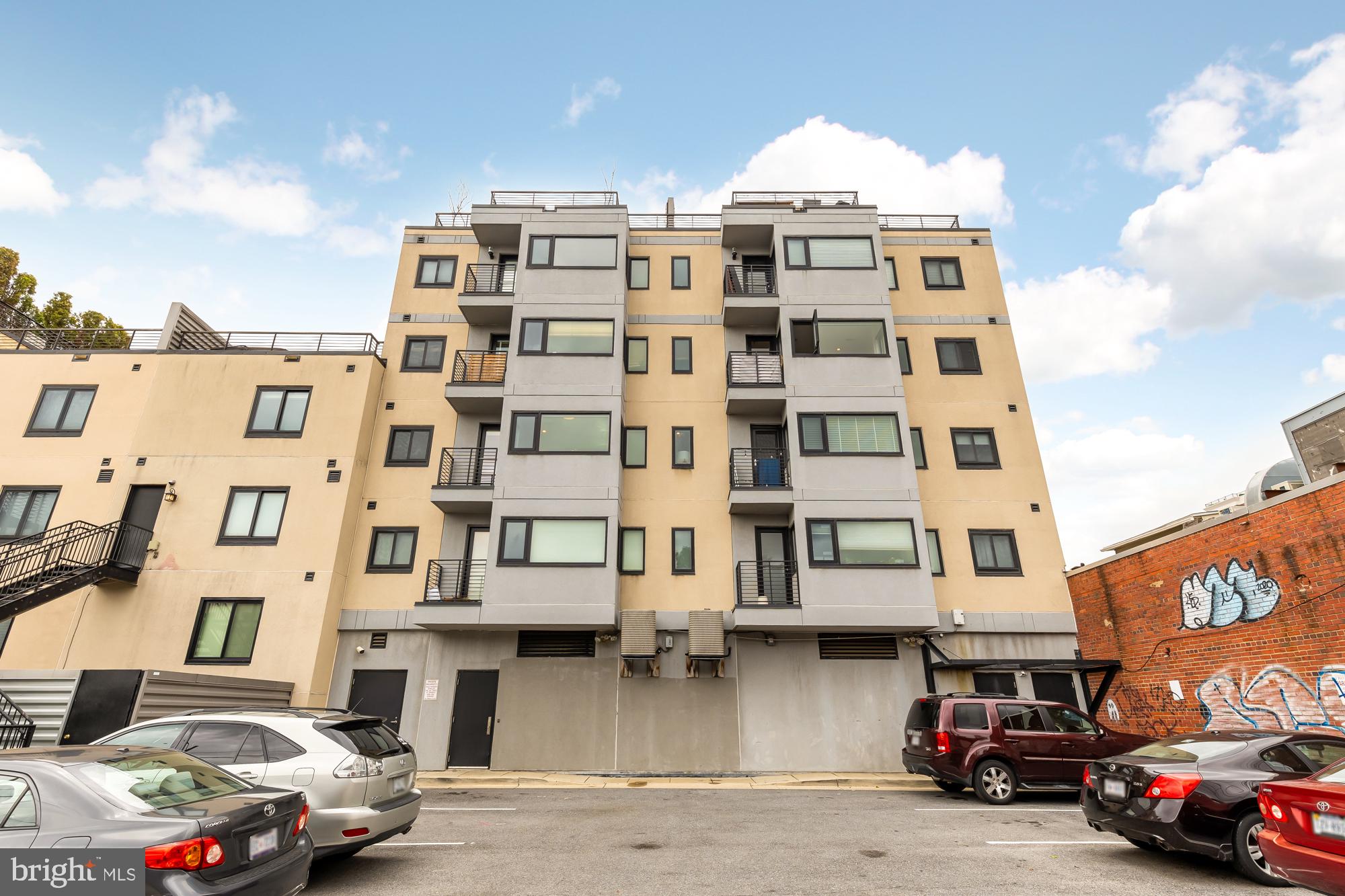 1939 12TH ST NW #302