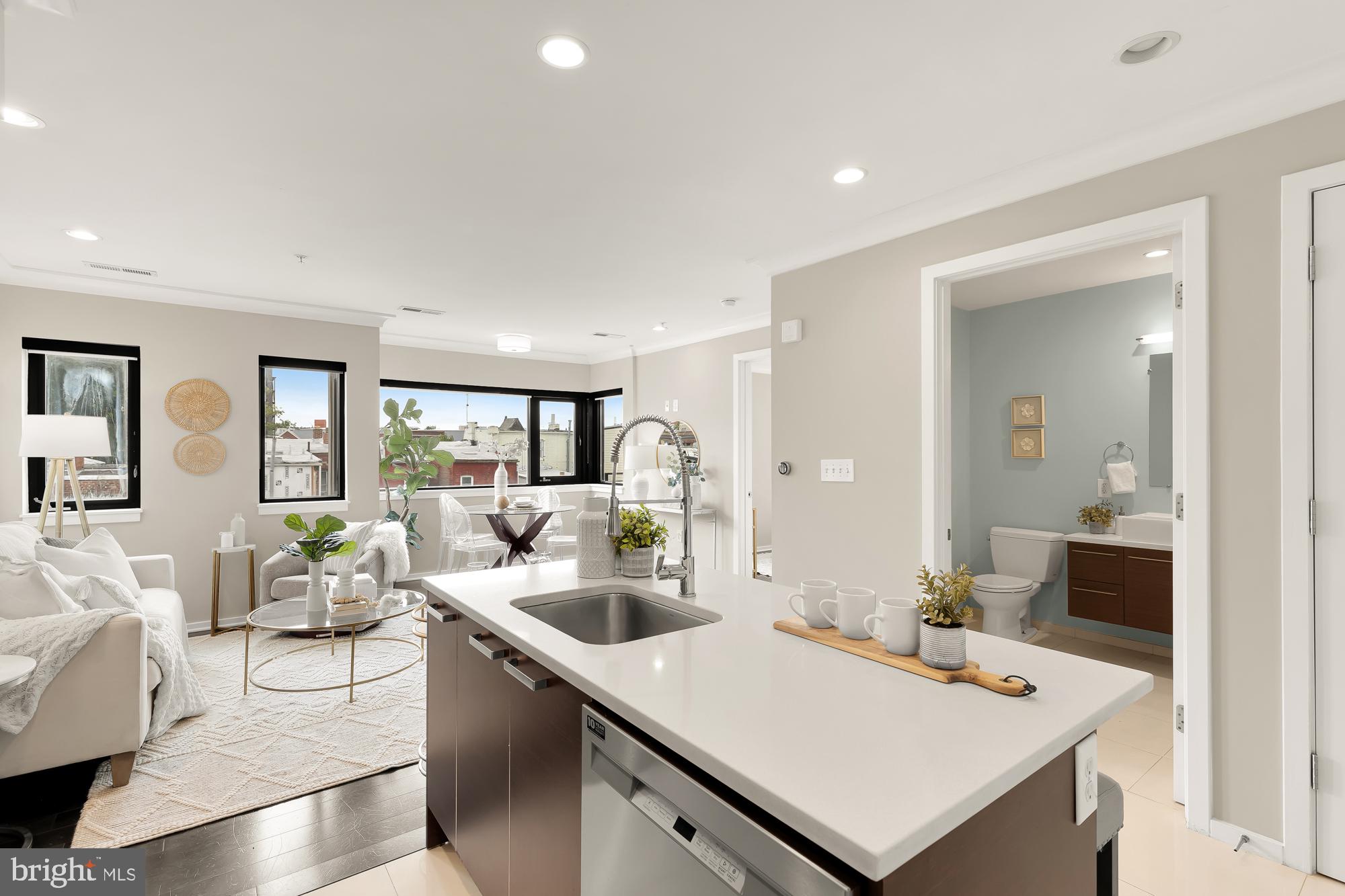 1939 12TH ST NW #302