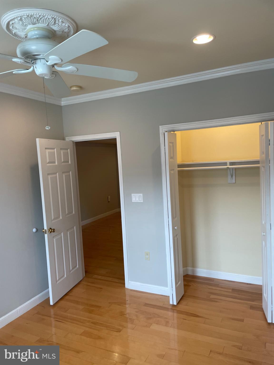 1424 HOLBROOK ST NE #102