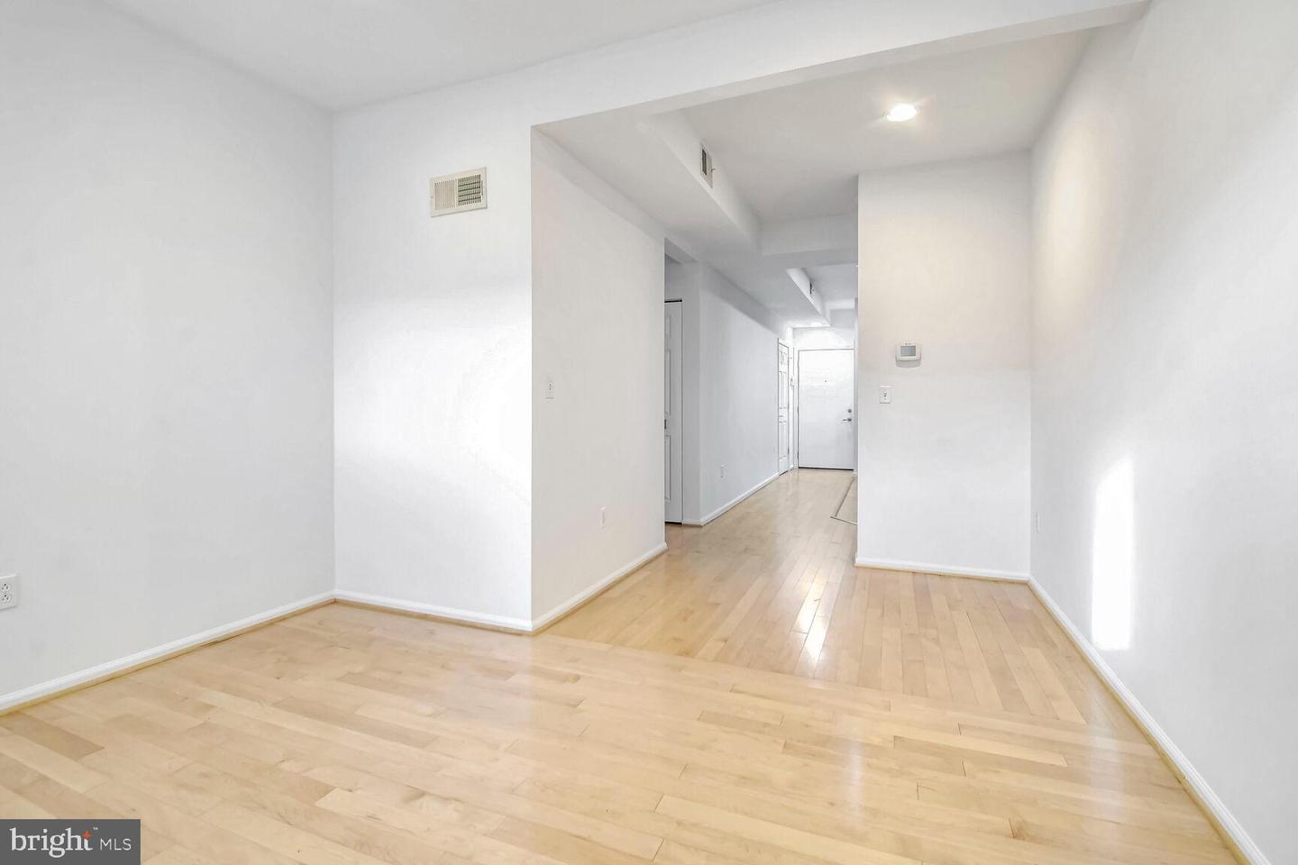 424 Q ST NW #D