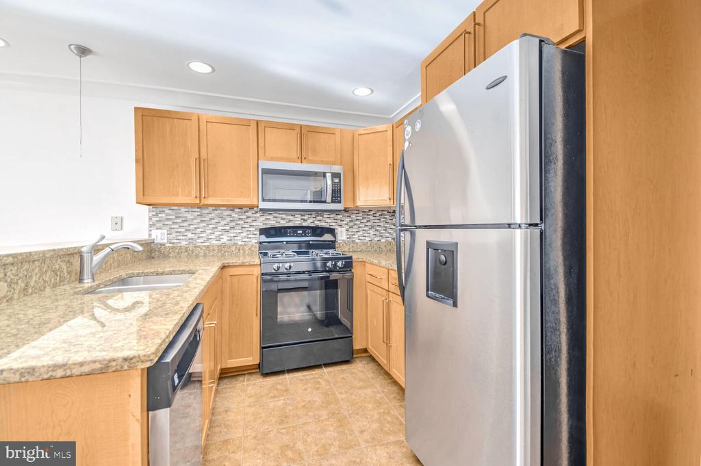 243 FLORIDA AVE NW #1