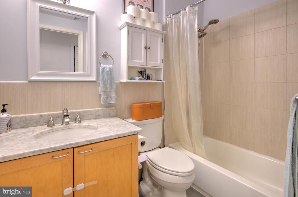 1302 Childress St NE #4