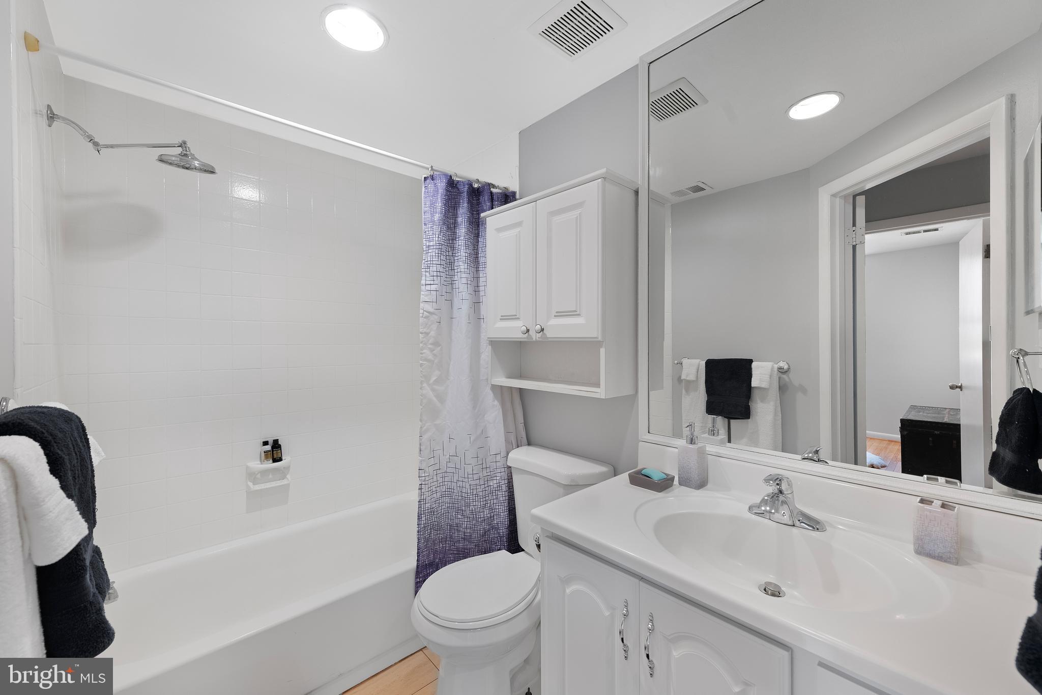 2012 O St NW #24