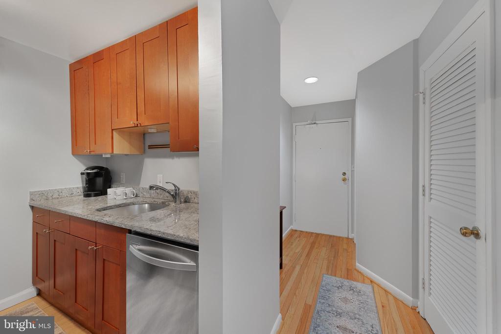 2012 O St NW #24