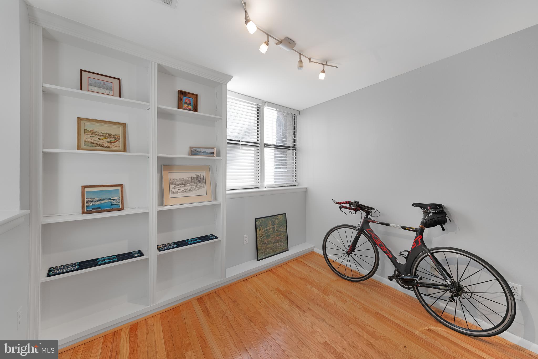 2012 O St NW #24