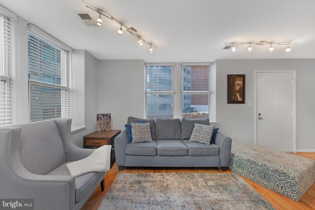 2012 O St NW #24