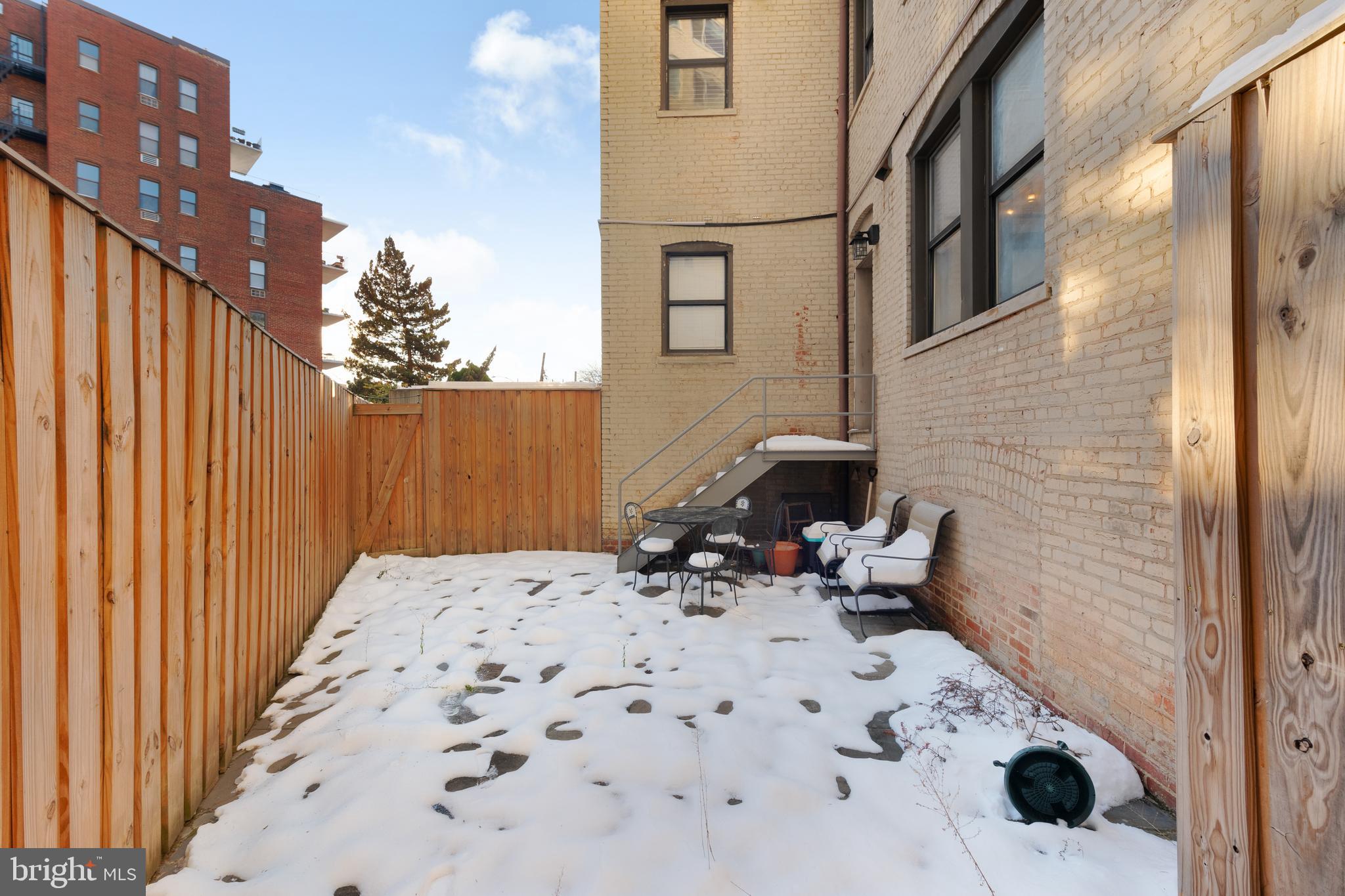 2012 O St NW #24