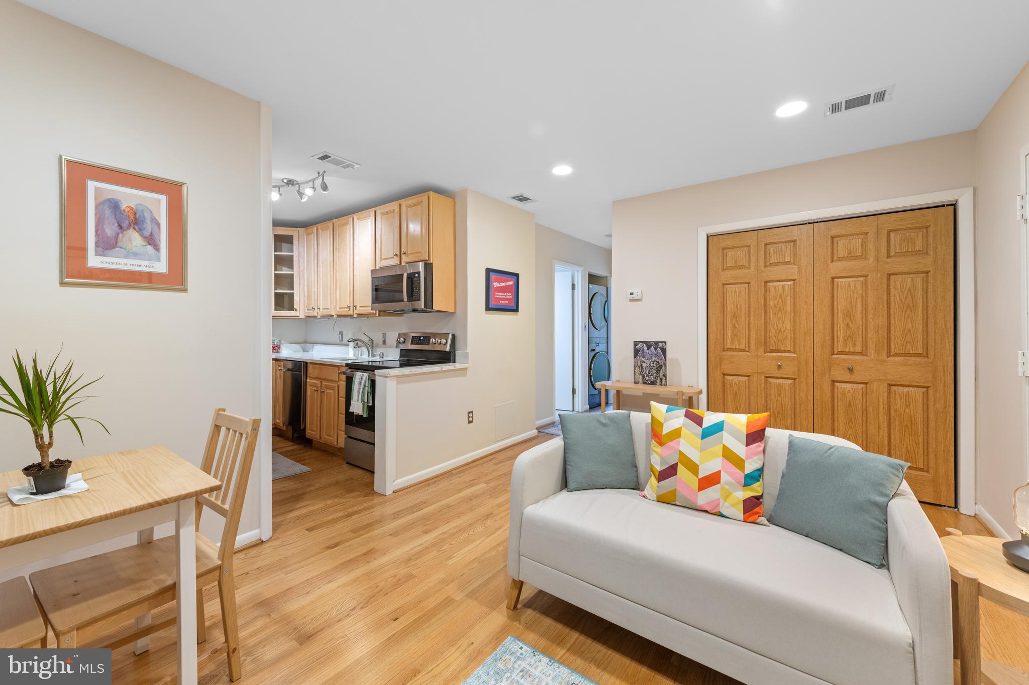 2012 O St NW #22