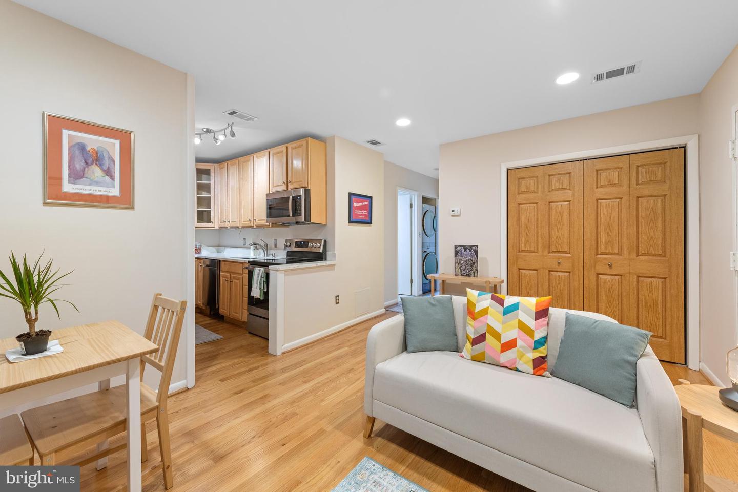 2012 O St NW #22
