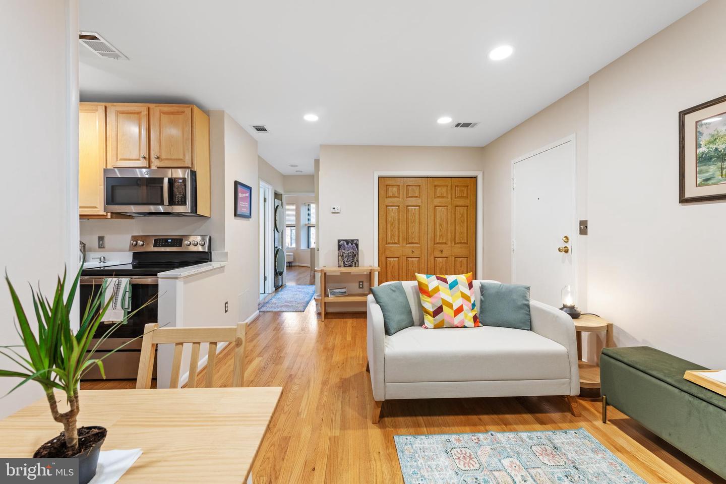 2012 O St NW #22