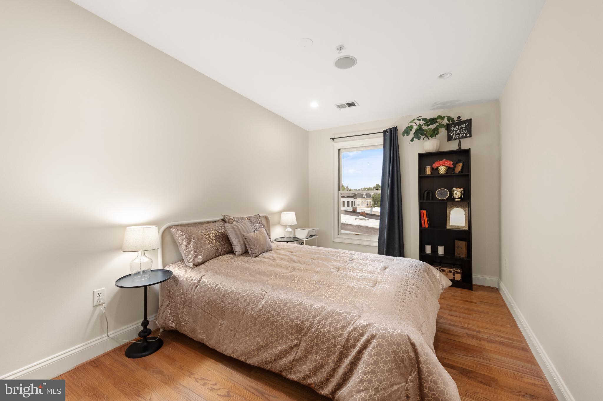 1645 New Jersey Ave NW #2