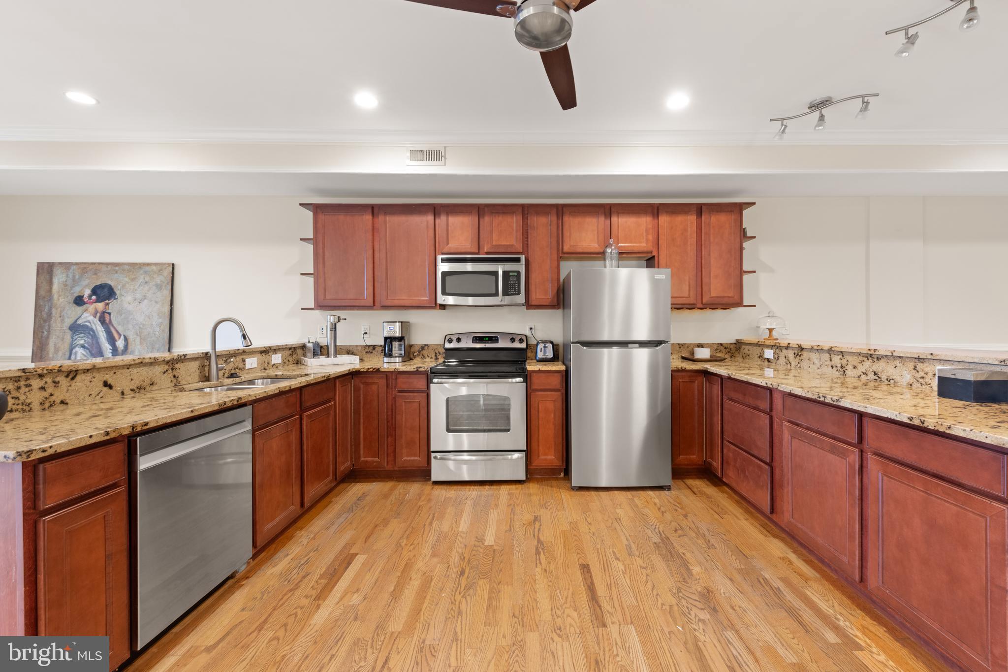 1645 New Jersey Ave NW #2