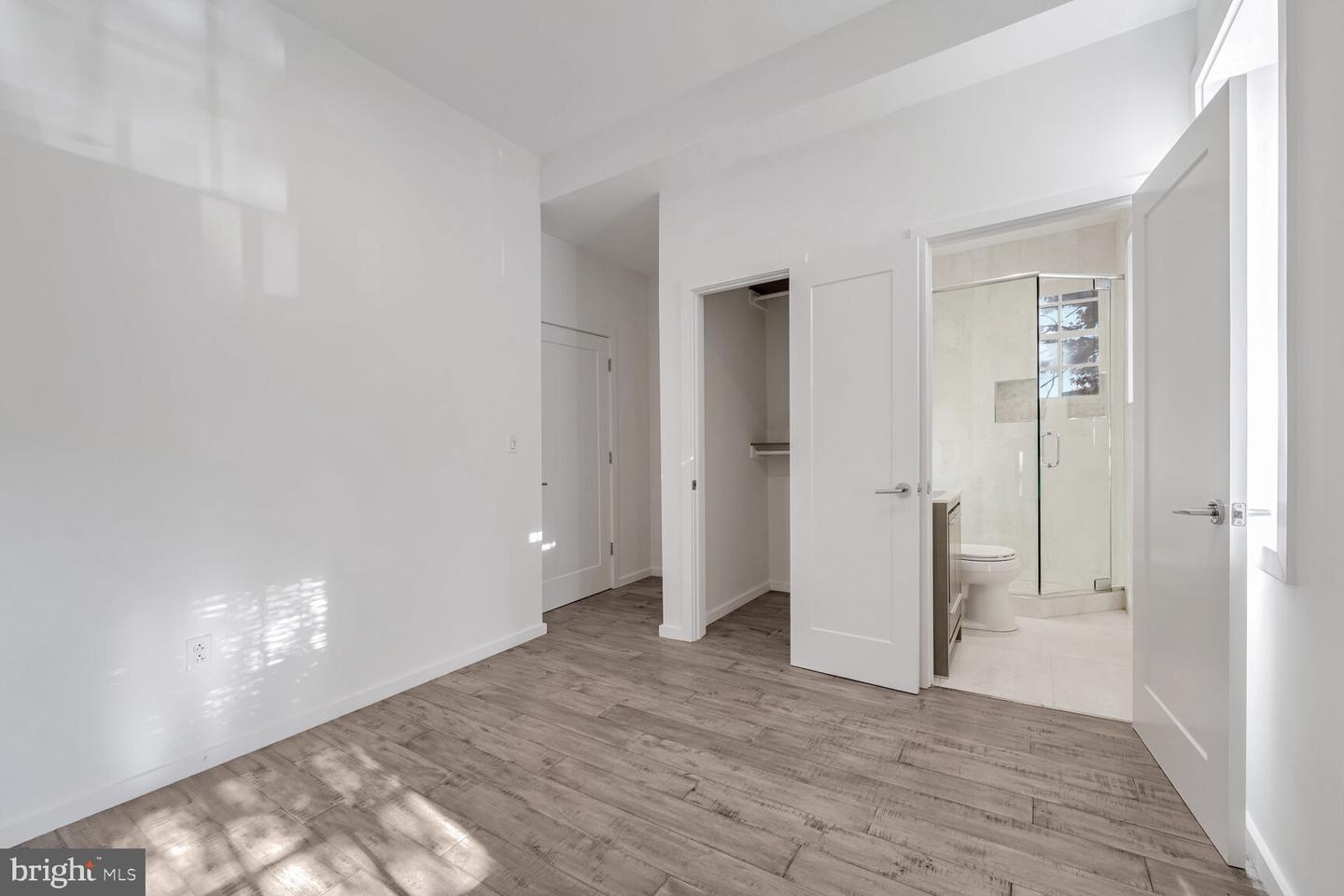 125 NEW YORK AVE NW #B