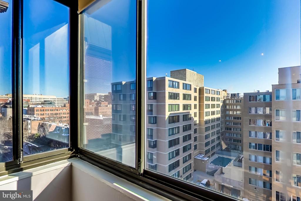 522 21ST ST NW #908
