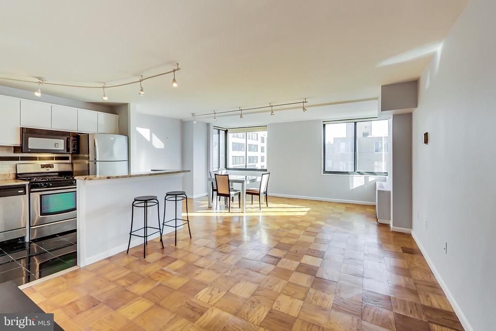 522 21ST ST NW #908