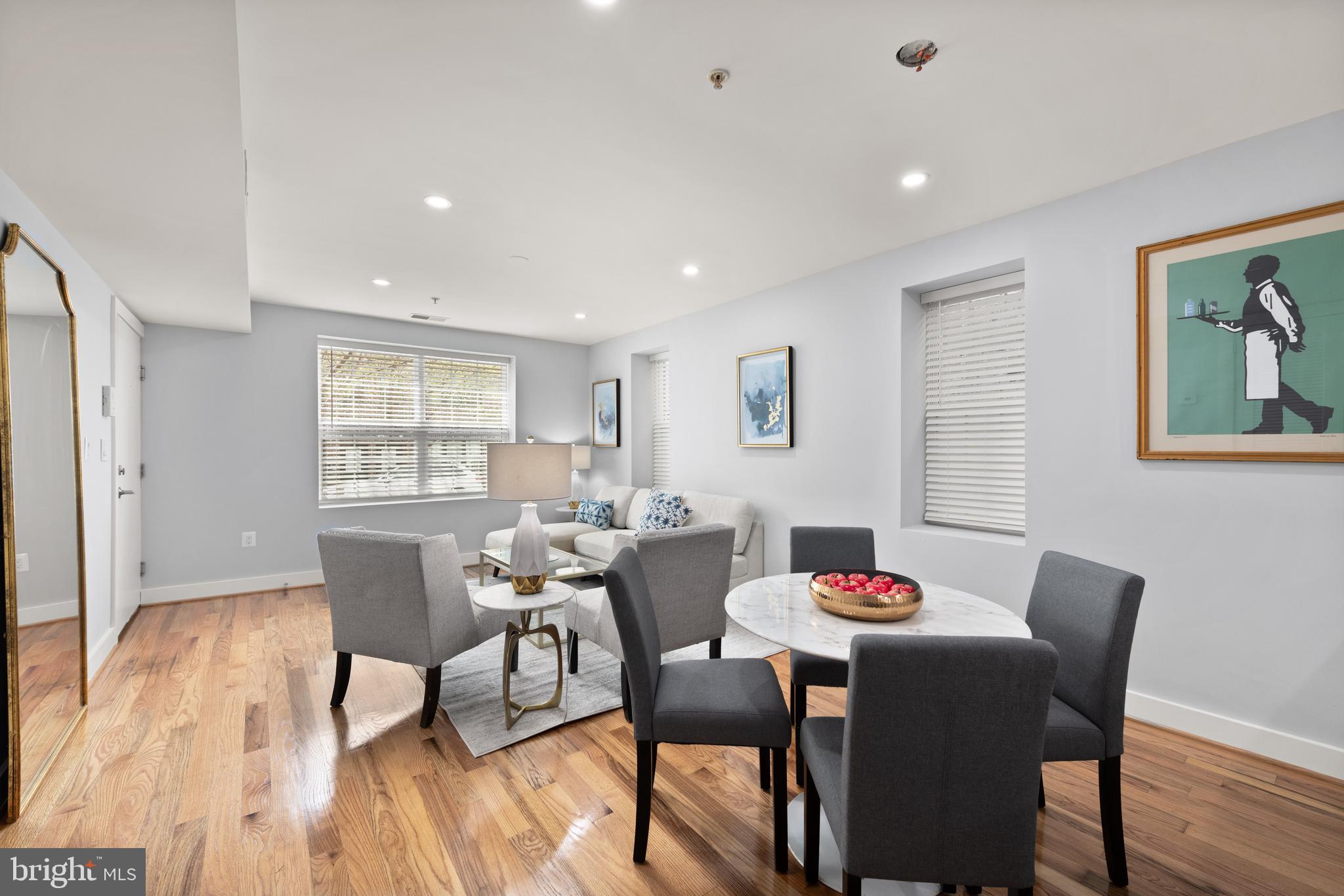 1812 D St NE #2