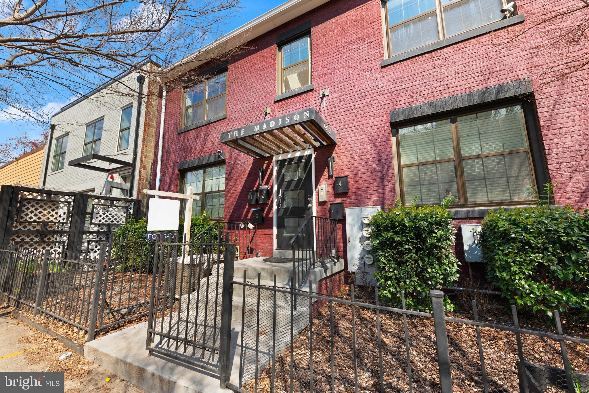 1812 D St NE #2