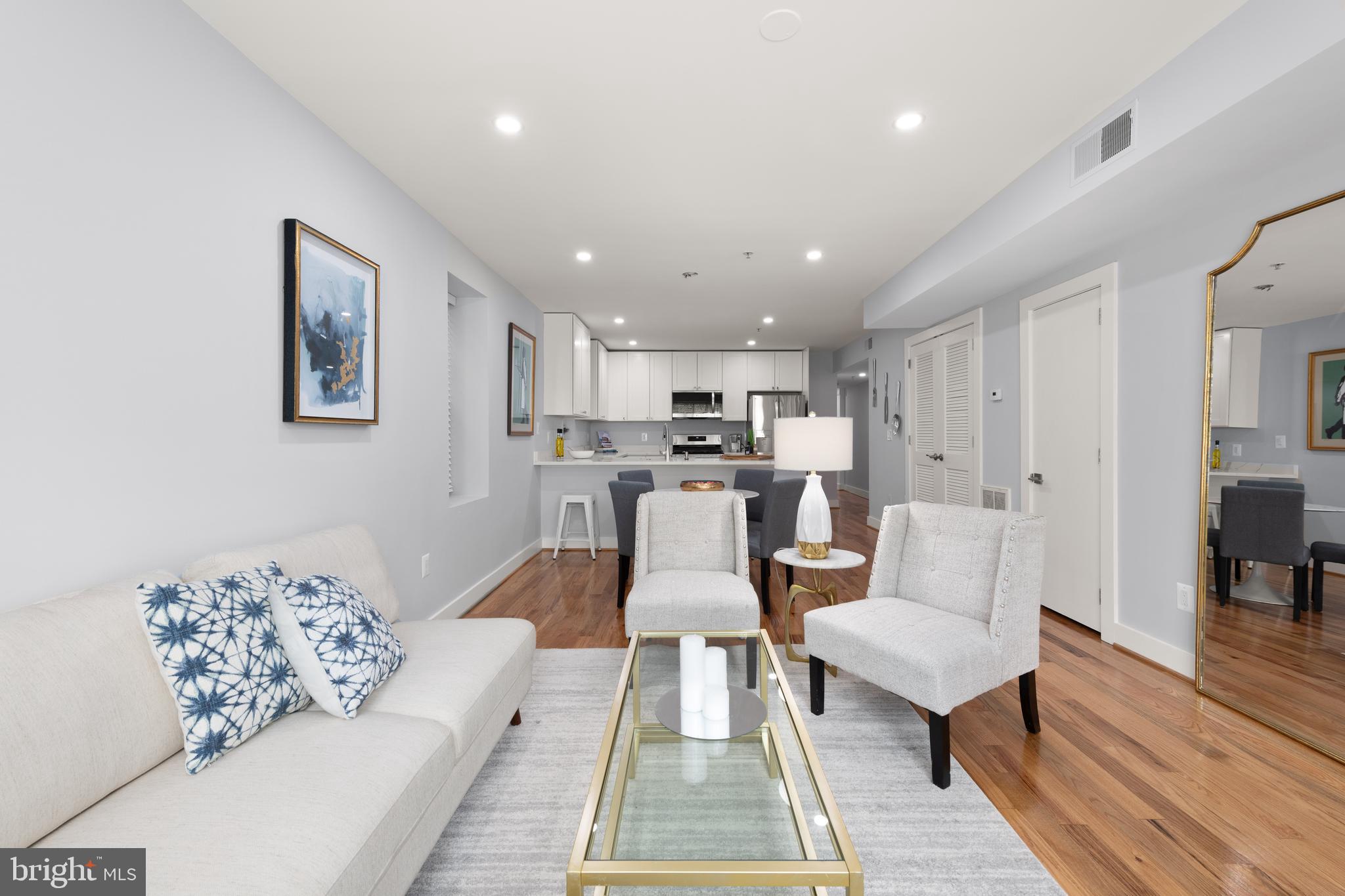 1812 D St NE #2